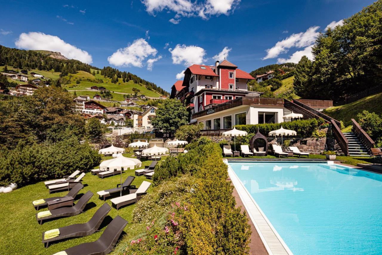 Boutique & Fashion Hotel Maciaconi - Gardenahotels Santa Cristina Val Gardena Zewnętrze zdjęcie