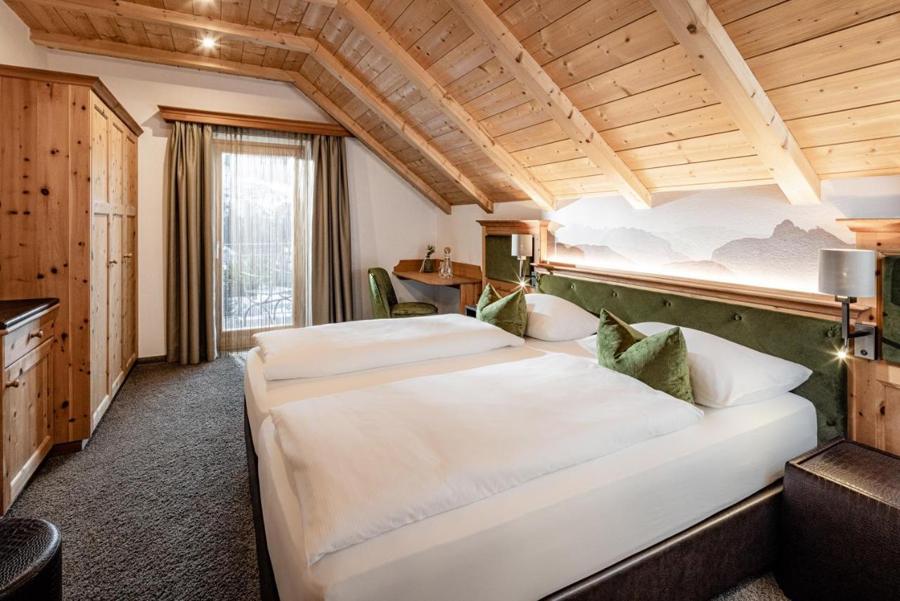 Boutique & Fashion Hotel Maciaconi - Gardenahotels Santa Cristina Val Gardena Zewnętrze zdjęcie