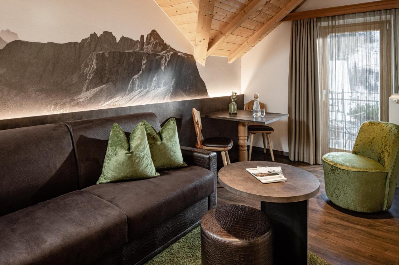 Boutique & Fashion Hotel Maciaconi - Gardenahotels Santa Cristina Val Gardena Zewnętrze zdjęcie